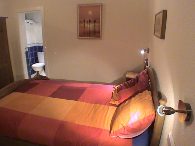 Chambre 3 avec sa salle d'eau intégrée